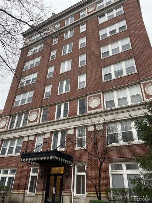 apt-606-5330 Pershing Ave, Saint Louis, MO, 63112-1752 | Card Image