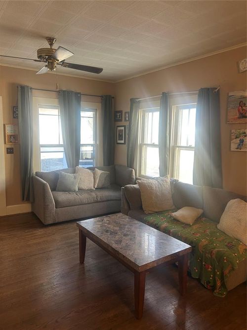 518 S Penn Avenue, Mangum, OK, 73554 | Card Image