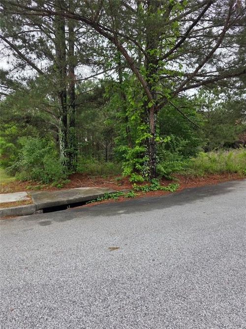 6372 Flat Rock Ln, Atlanta, GA, 30349-8014 | Card Image