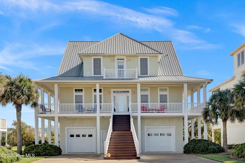 4 Sailview Dr, N Topsail Beach, NC, 28460-9216 | Card Image