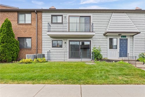 2-2 High Gate Trl, Fairport, NY, 14450-2718 | Card Image