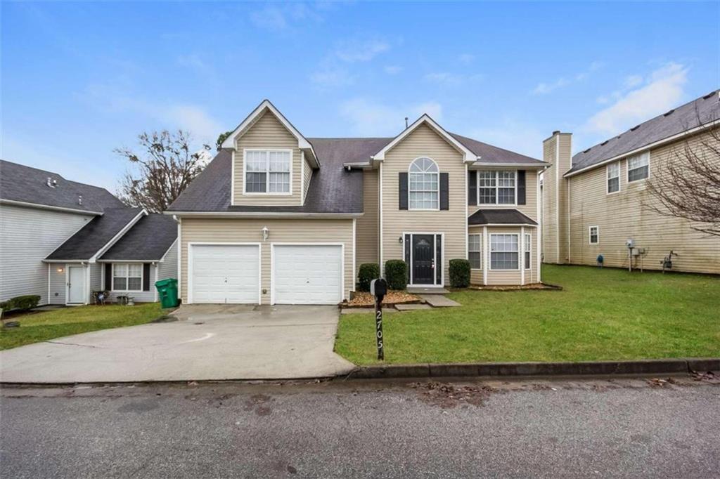 Ward Lake Ct, Ellenwood, GA 30294