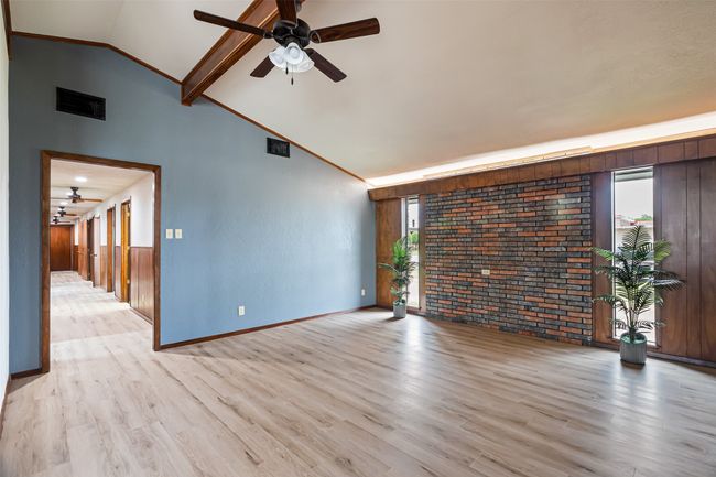 1512 Crestridge Dr, Home with 0 bedrooms, 0 bathrooms and null parking in Cleburne TX | Image 9