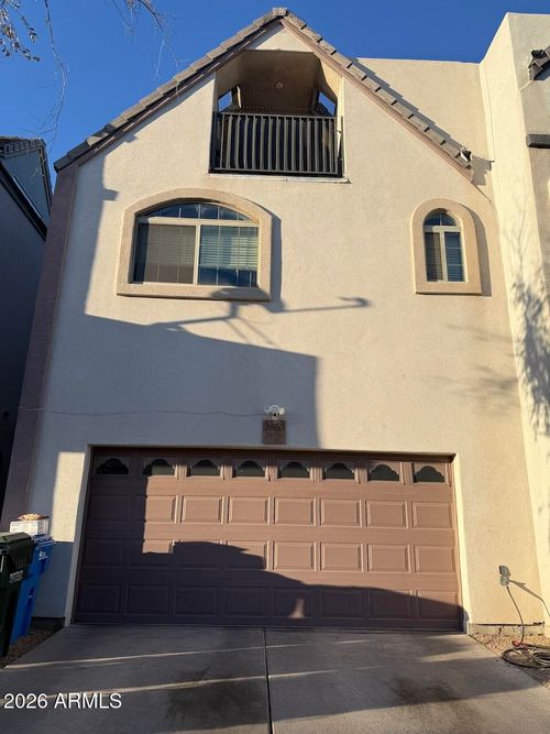 2863 E Pinchot Ave, Phoenix, AZ, 85016-7507 | Card Image