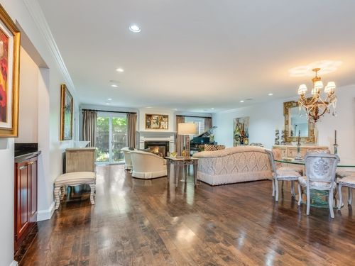 c-439C Dedham Street, Newton, MA, 02459 | Card Image