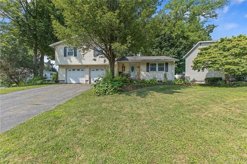 4201 Fireside Dr, Liverpool, NY, 13090-2344 | Card Image
