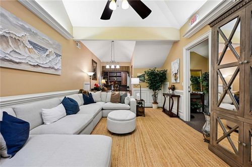 1-71128 Highway 59, Abita Springs, LA, 70420-3261 | Card Image