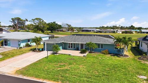 11 Oakland Hills Ct, Rotonda West, FL, 33947-2236 | Card Image