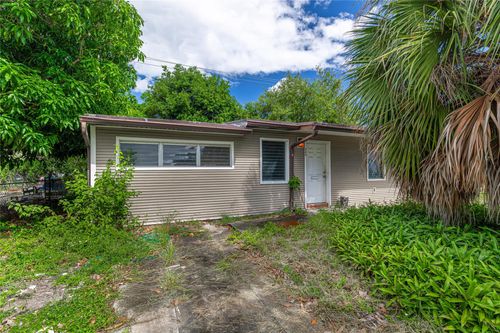 303 Ne 8th Ct, Pompano Beach, FL, 33060-6246 | Card Image