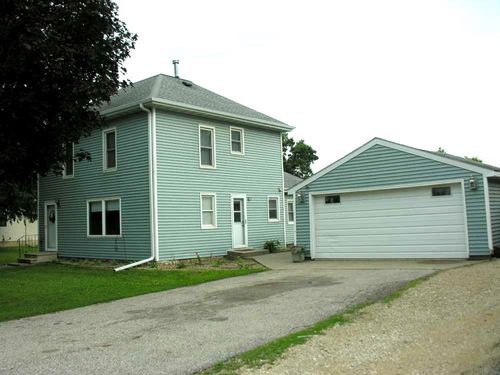 220 W Main St, Mitchell, IA, 50461-8025 | Card Image
