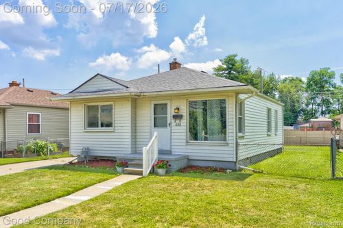 631 Saint Johns St, Wyandotte, MI, 48192-2834 | Card Image