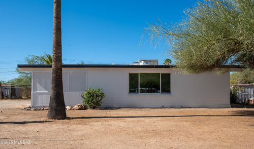 4626 E Sylvane St, Tucson, AZ, 85711-6347 | Card Image