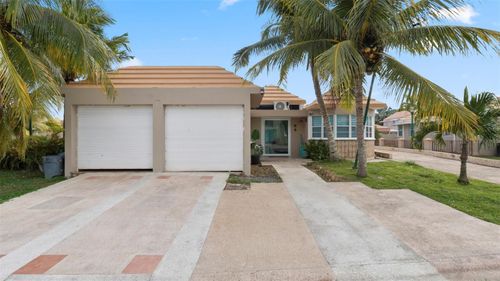 G-6 Calle Lombardia, Naguabo, PR, 00718 | Card Image