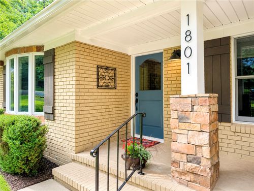 1801 N Applebury Pl, Fayetteville, AR, 72701-2508 | Card Image