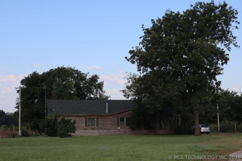 7568 S 161st West Ave, Sapulpa, OK, 74066-3049 | Card Image