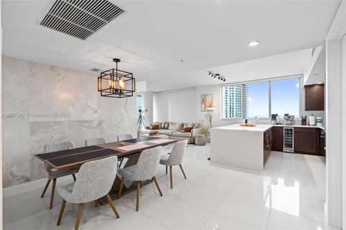 apt-3205-92 Sw 3rd St, Miami, FL, 33130-3099 | Card Image