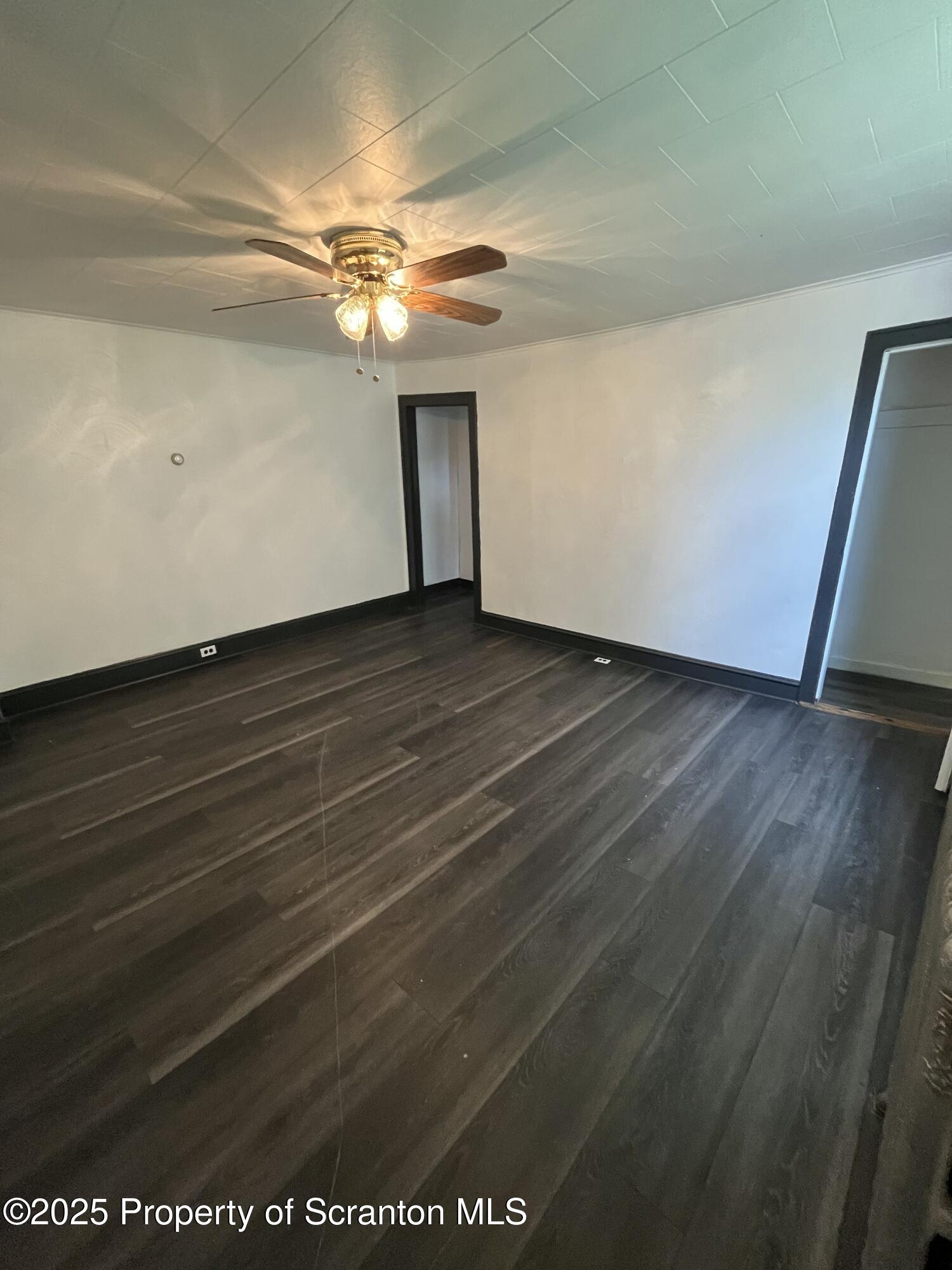 Residential Lease in Taylor 4