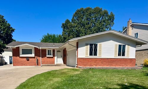 19342 Coventry Dr, Riverview, MI, 48193-7887 | Card Image