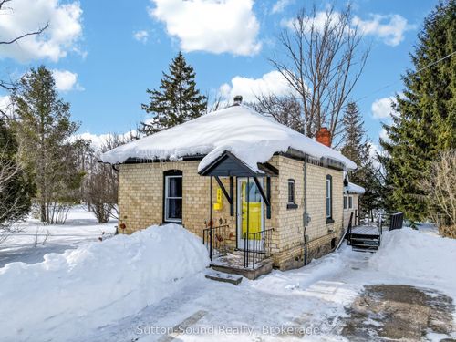 184 Gould St, Wiarton, ON, N0H2T0 | Card Image