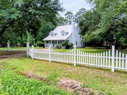 109 Ivy Dr, Covington, LA, 70433-5310 | Card Image