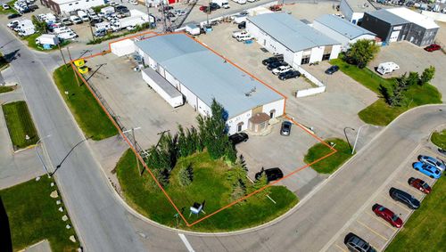 48 East Lake Green Ne, Airdrie, AB, T4A2J2 | Card Image