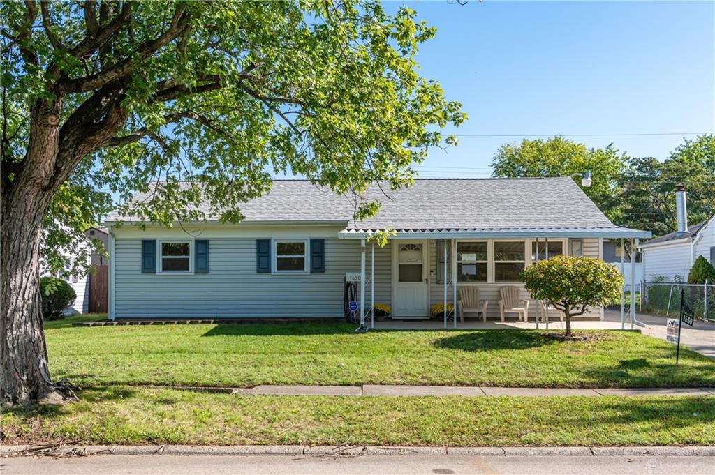 Falke Dr, Dayton, OH 45432