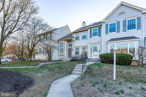 8425 Meadow Green Way, GAITHERSBURG, MD, 20877-3740 | Card Image