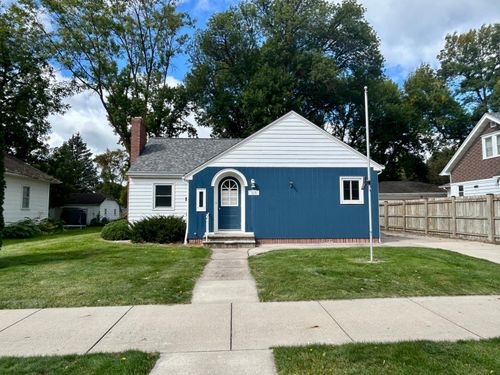 313 6th St, Gaylord, MN, 55334-2090 | Card Image