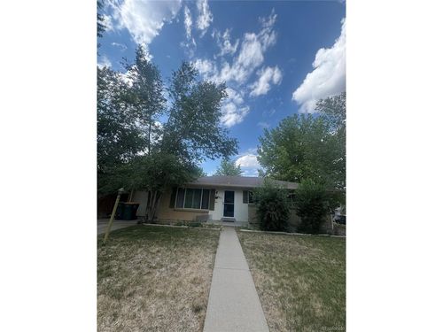 8905 W Bayaud Ave, Lakewood, CO, 80226-1238 | Card Image