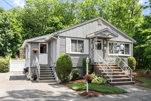18 Quebec Ct, Lynn, MA, 01905-1231 | Card Image