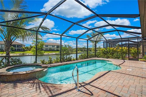 28107 Foxrock Ct, BONITA SPRINGS, FL, 34135-9185 | Card Image
