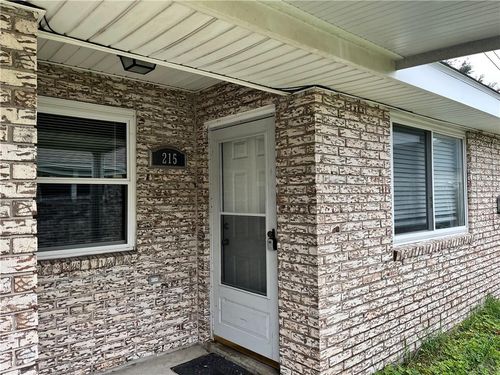 215 E Genie St, Chalmette, LA, 70043-2203 | Card Image