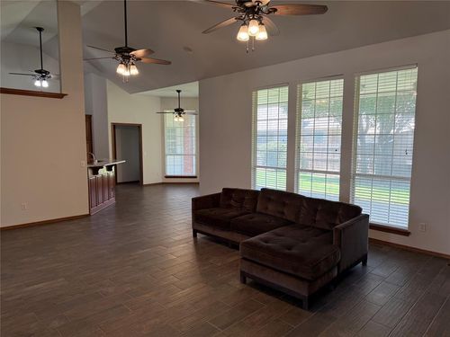 4205 Nw 146th Ter, Oklahoma City, OK, 73134-1753 | Card Image
