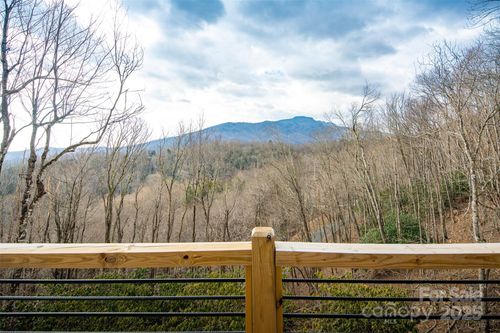 366 Telemark Ln, Seven Devils, NC, 28604-6363 | Card Image