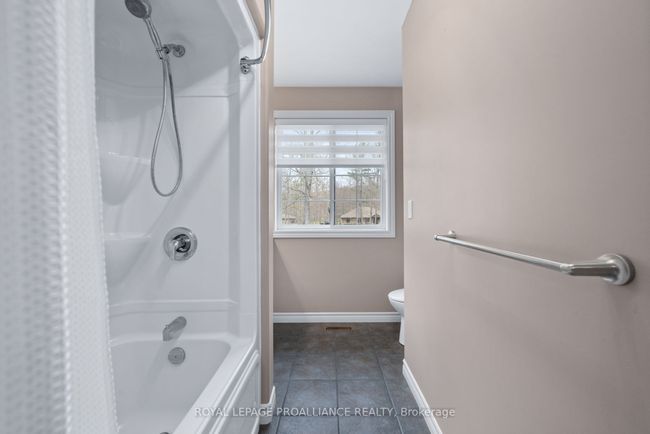 2 Oak Ridge Dr, House other with 4 bedrooms, 4 bathrooms and 8 parking in Stirling ON | Image 41