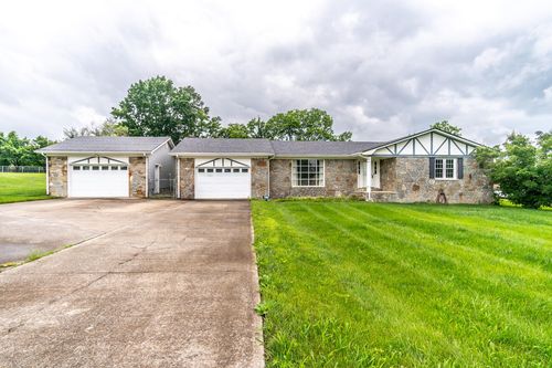 145 Country Estates Drive, Paint Lick, KY, 40461 | Card Image