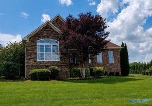 17043 Cliff Dr, Athens, AL, 35613-6459 | Card Image