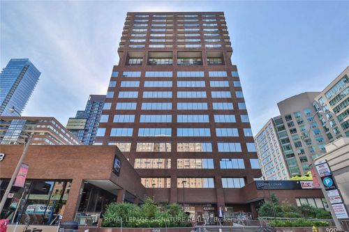 1504-914 Yonge St, Toronto, ON, M4W3C8 | Card Image