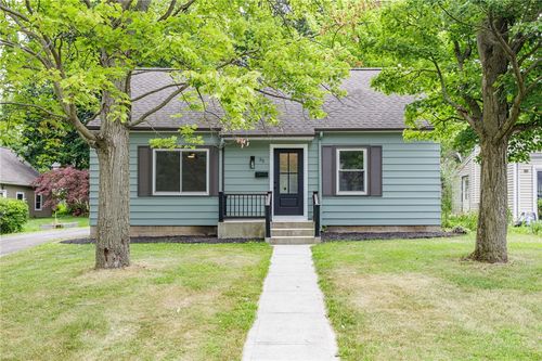 35 Briggs Ave, Fairport, NY, 14450-2403 | Card Image