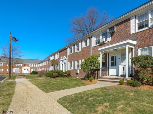 b-40 Meadowbrook Pl, Maplewood, NJ, 07040-2409 | Card Image