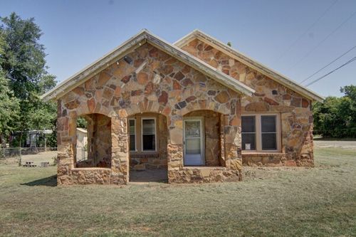 306 Cedar Rd, Palo Pinto, TX, 76484-1103 | Card Image