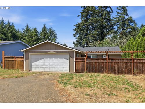 621 Westlog St, Yoncalla, OR, 97499-9767 | Card Image