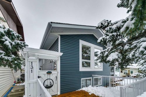 131 Woodglen Way Sw, Calgary, AB, T2W4C8 | Card Image