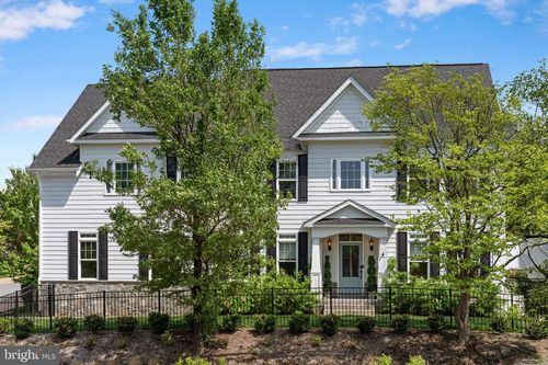 4950 34th St N, ARLINGTON, VA, 22207-2806 | Card Image