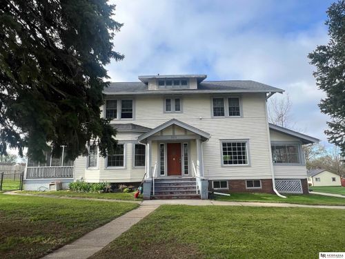 301 E 5th St, Oakland, NE, 68045-1173 | Card Image