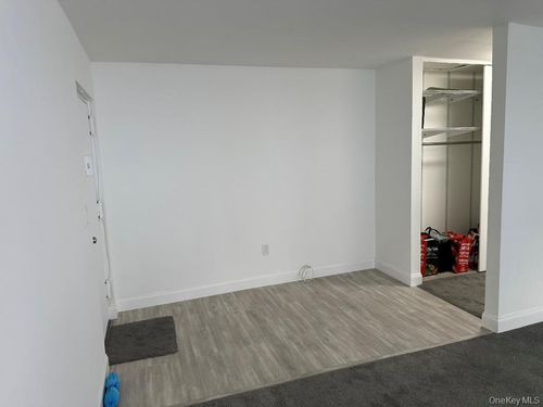 unit-72k-3 Hook Rd, Poughkeepsie, NY, 12601-7310 | Card Image