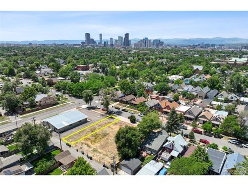 3218 N High St, Denver, CO, 80205-4062 | Card Image