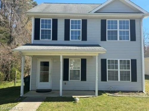 3318 Spring St, Greensboro, NC, 27405-3827 | Card Image