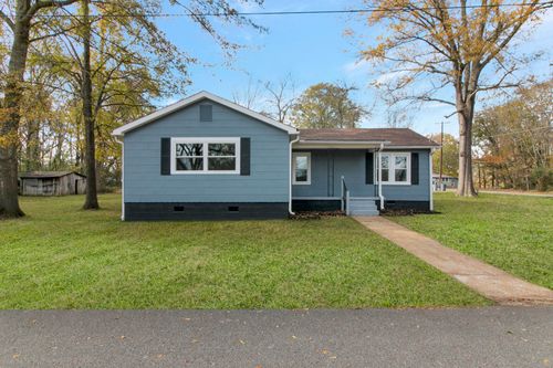 229 Chestnut St N, Bruceton, TN, 38317-1607 | Card Image