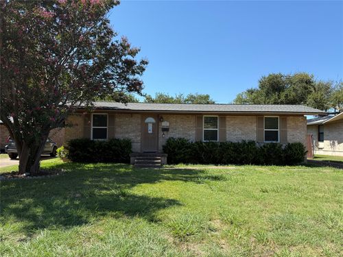1201 Wisteria Way, Richardson, TX, 75080-4131 | Card Image
